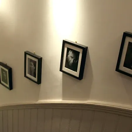 Des Arts Hotel